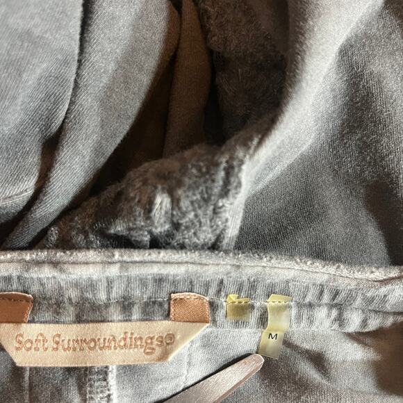 Soft Surroundings Tunic Top Womens Medium Gray Embroidered Long Sleeve Boho‎ - Picture 5 of 8